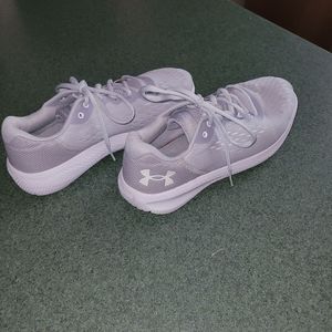 Womens under armour shoes 8.5